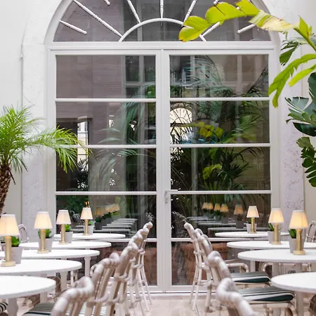 Browns Avenue 5* Lisbon