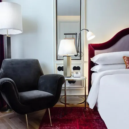 Browns Avenue 5*