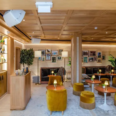 Browns Avenue Отель 5*