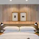 Ξενοδοχείο Browns Avenue 5*