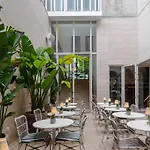 Browns Avenue 5*