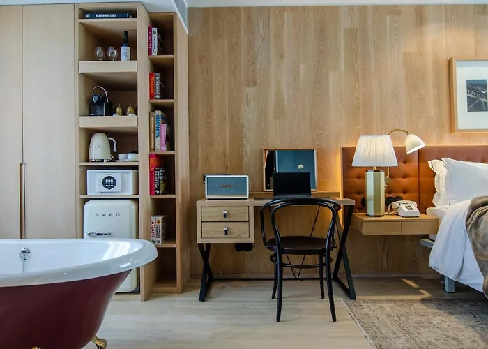 Ξενοδοχείο Browns Avenue