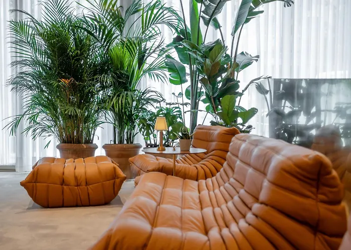 Ξενοδοχείο Browns Avenue 5*