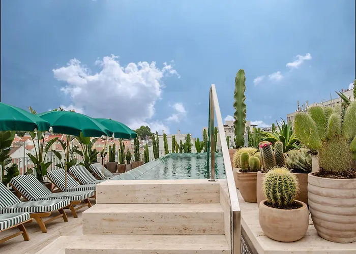 Browns Avenue Ξενοδοχείο 5*